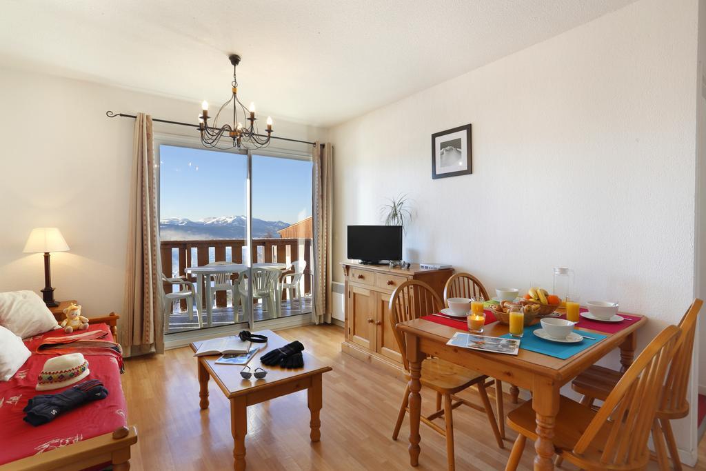 Residence Nemea Les Chalets Du Belvedere Font-Romeu-Odeillo-Via Dış mekan fotoğraf